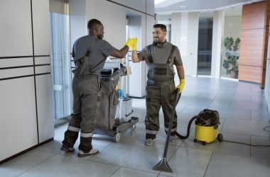 Limpieza de comunidades de propietarios y edificios residenciales en torrejon Limpieza de comunidades de propietarios y edificios residenciales en torrejon